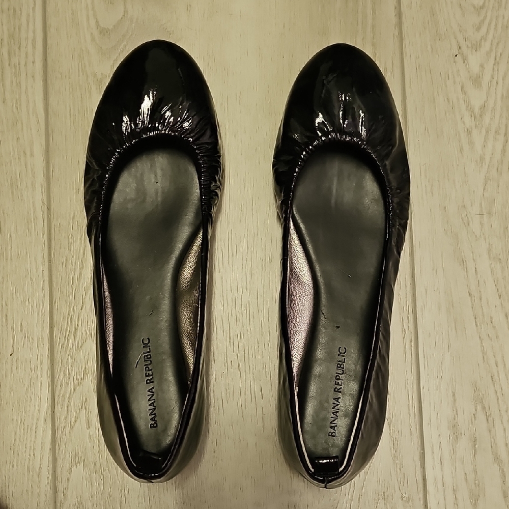 Banana Republic Black Patent Leather Flats